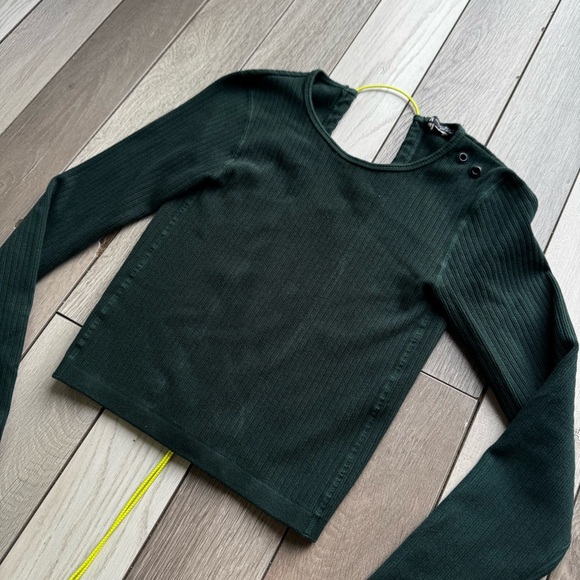 Zara Dark Green Long Sleeve Women's Crop Top | Size: Medium - Picture 2 of 5